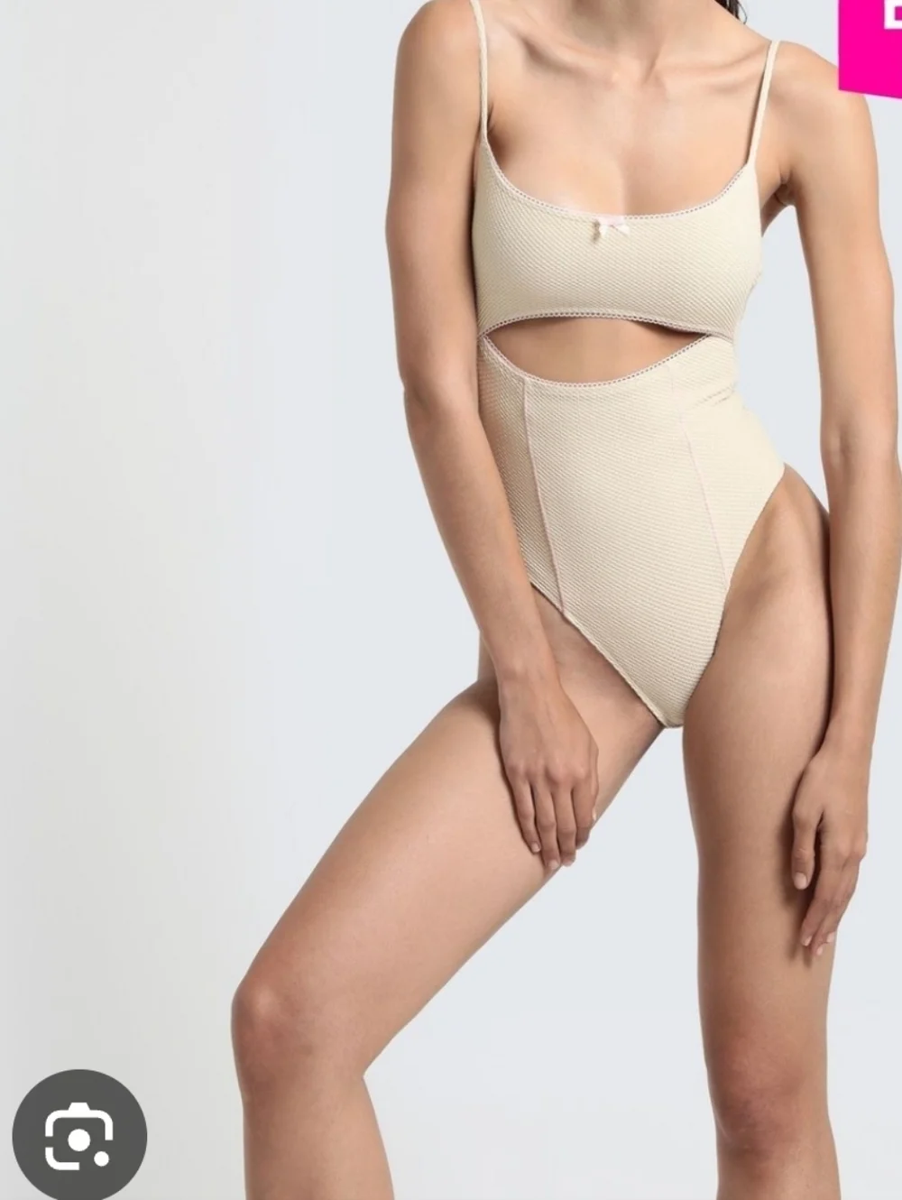 Frankies Bikinis Julianne Waffle Cheeky One Piece Swimsuit in Cream Sz L. NWT